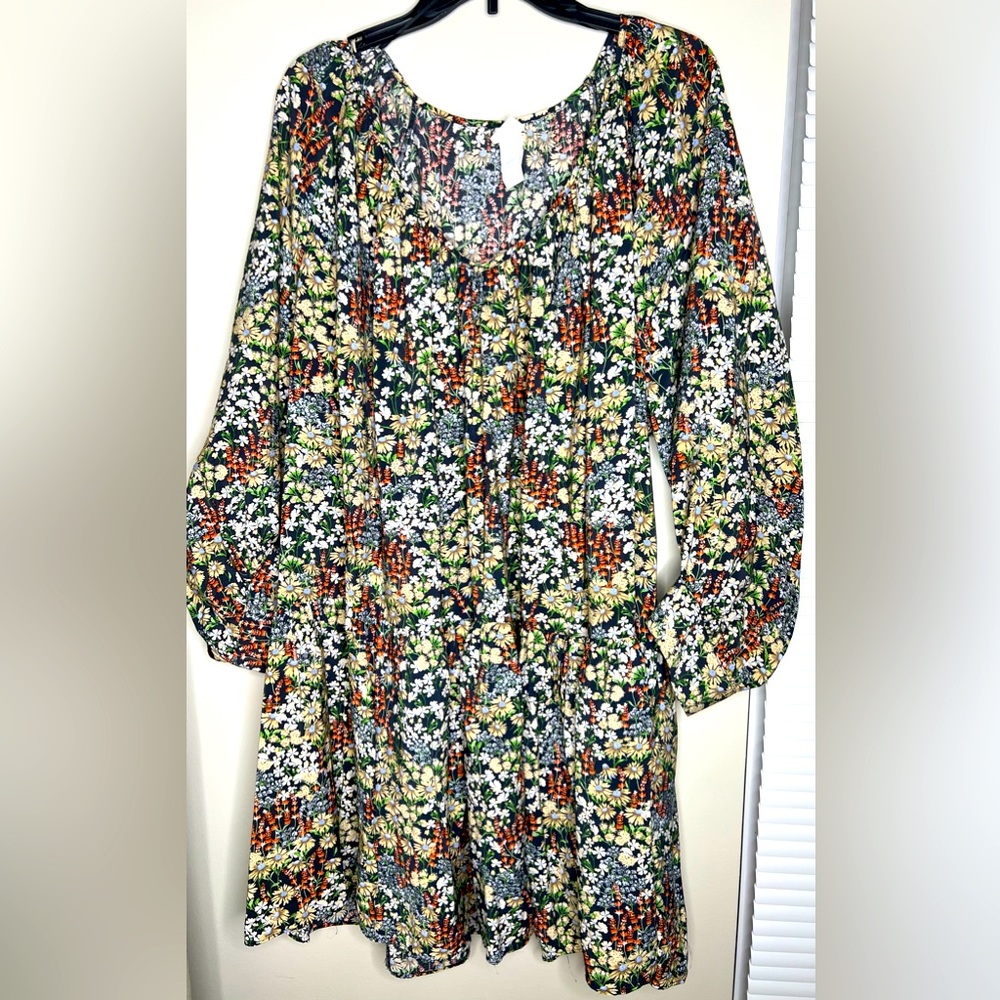 Women’s oversized flower print dress XL